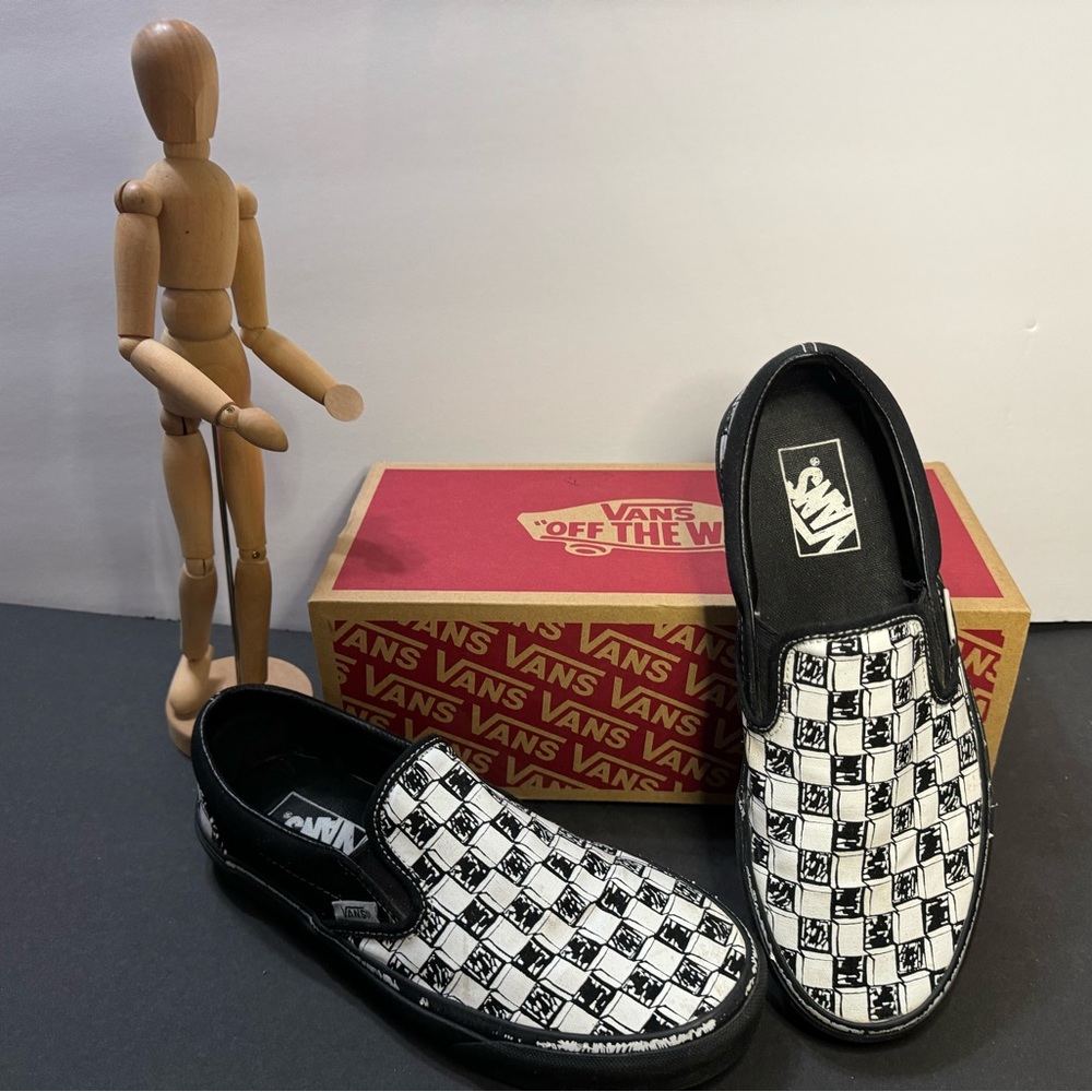 EUC, Vans Sketch Checkered, Slide-on Shoes, Size 8.5 women’s/7 Men’s